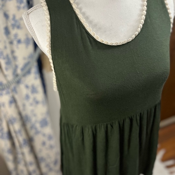 Hunter Green Tank - Picture 3 of 3